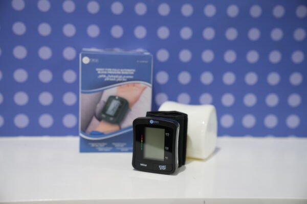 AFRA WRIST TYPE SMALL DIGITAL BLOOD PRESSURE MONITOR AF-203BPMW | BLACK - Image 2